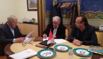 podpisanie umowy o współpracę pomiędzy stowarzyszeniem adrinoc z katalonii a stowarzyszeniem "lgd7-kraina nocy i dni"